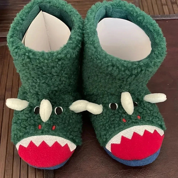 Totes toasties Green Kid Dinosaur boots slippers Size small 11-12 - Picture 2 of 9